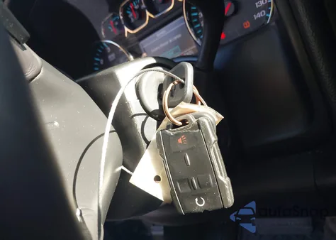 2018 Chevrolet Silverado 1500 1Lt z USA, uszkodzony, nr VIN 3GCPCREH2JG229558